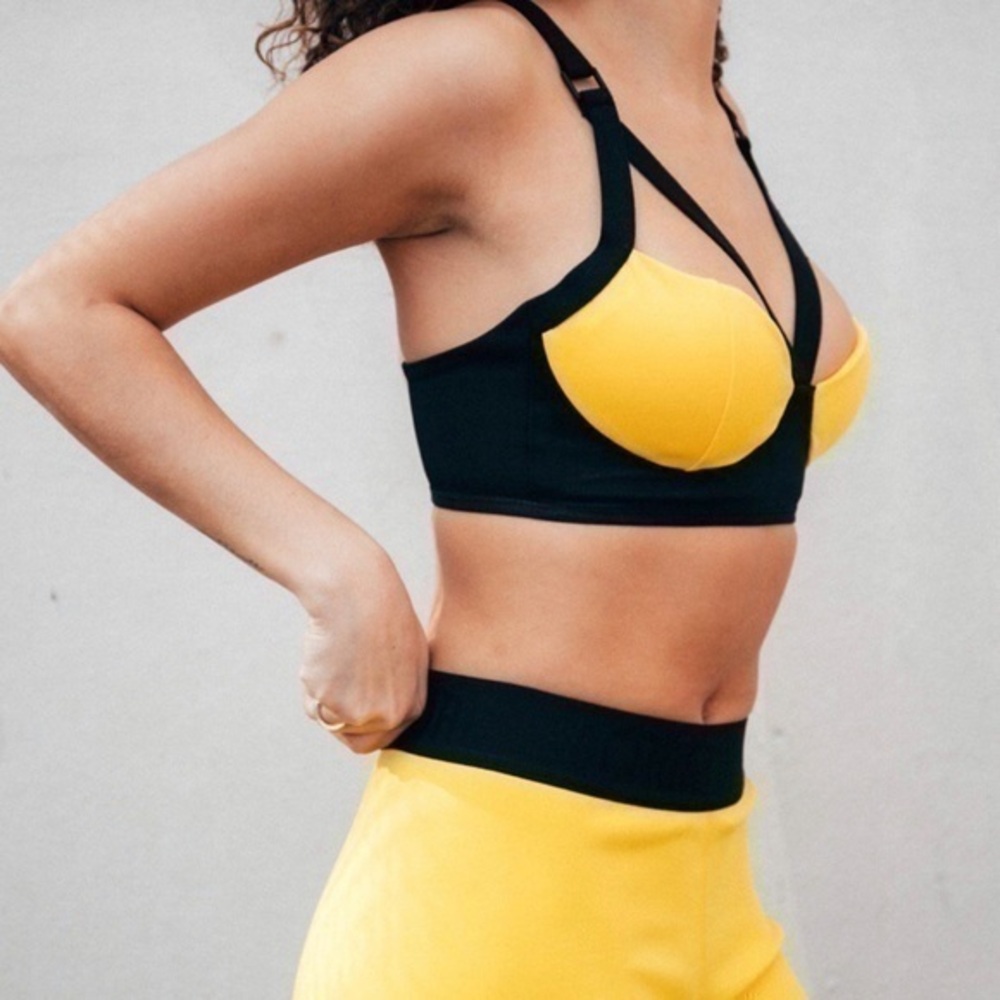 NWT Jordyn Woods x Secndnture Sports Bra - Size Small